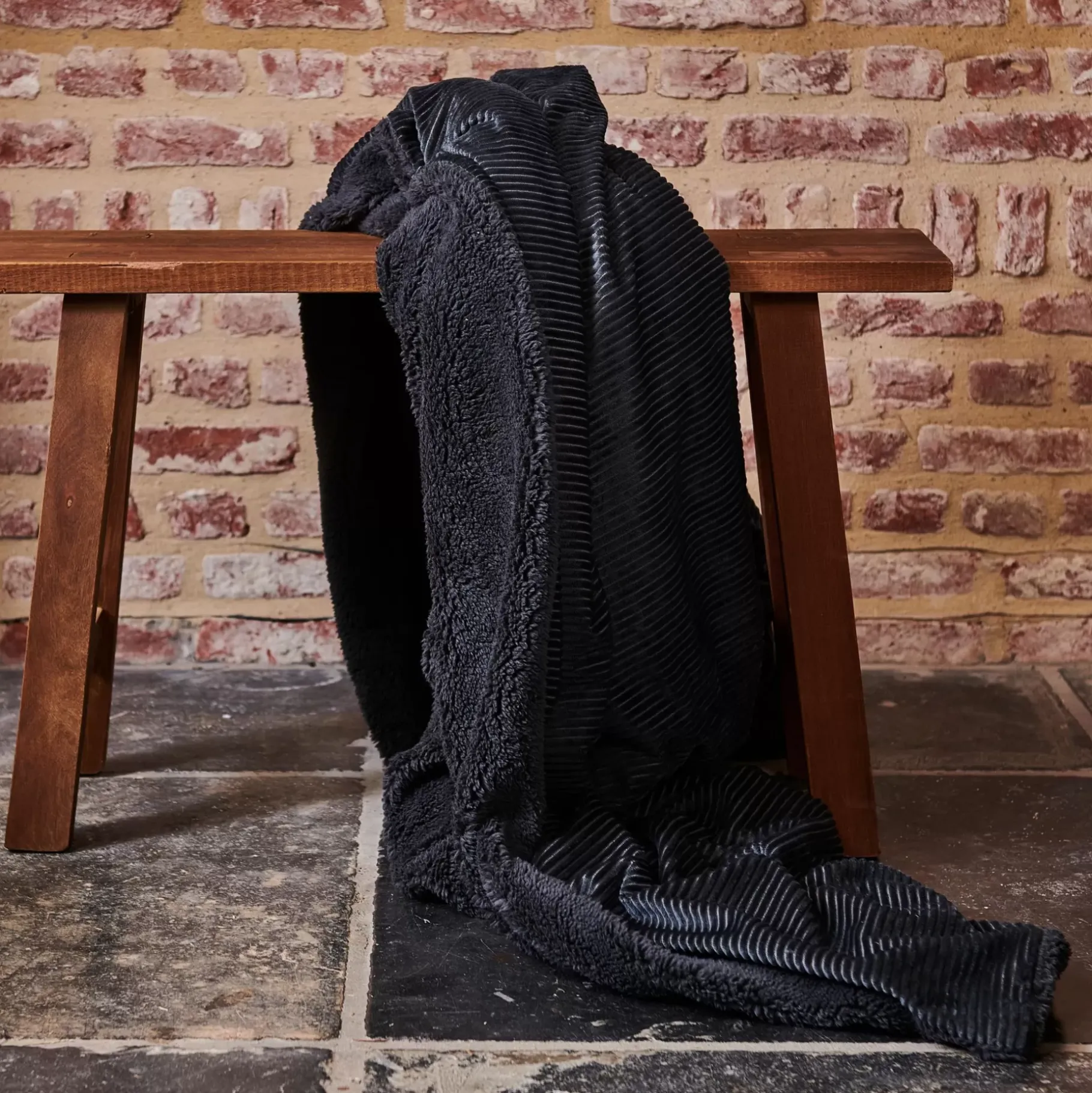 CASA Agnes Manta Antracita