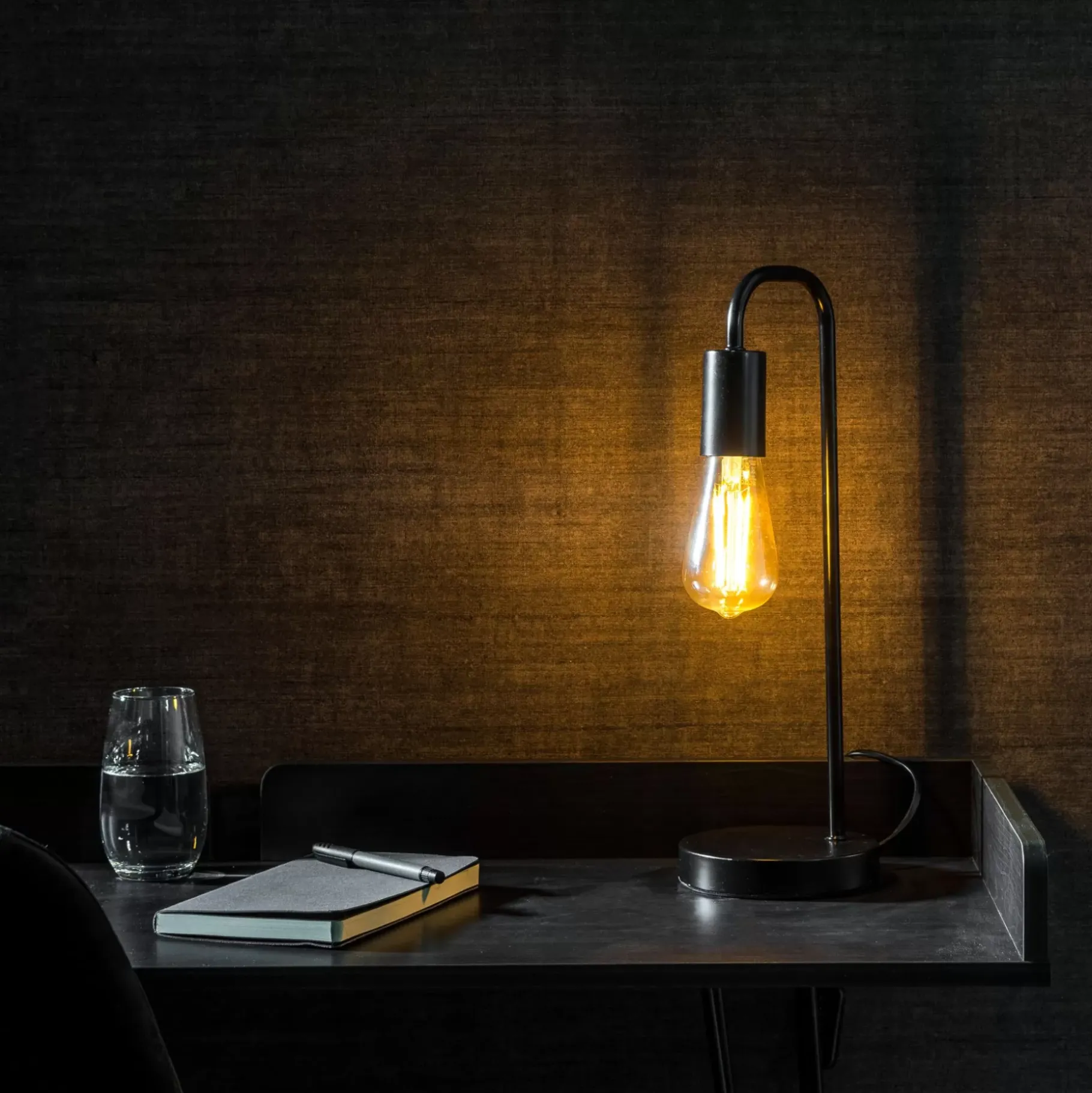 CASA Arche Lampara De Mesa Negro