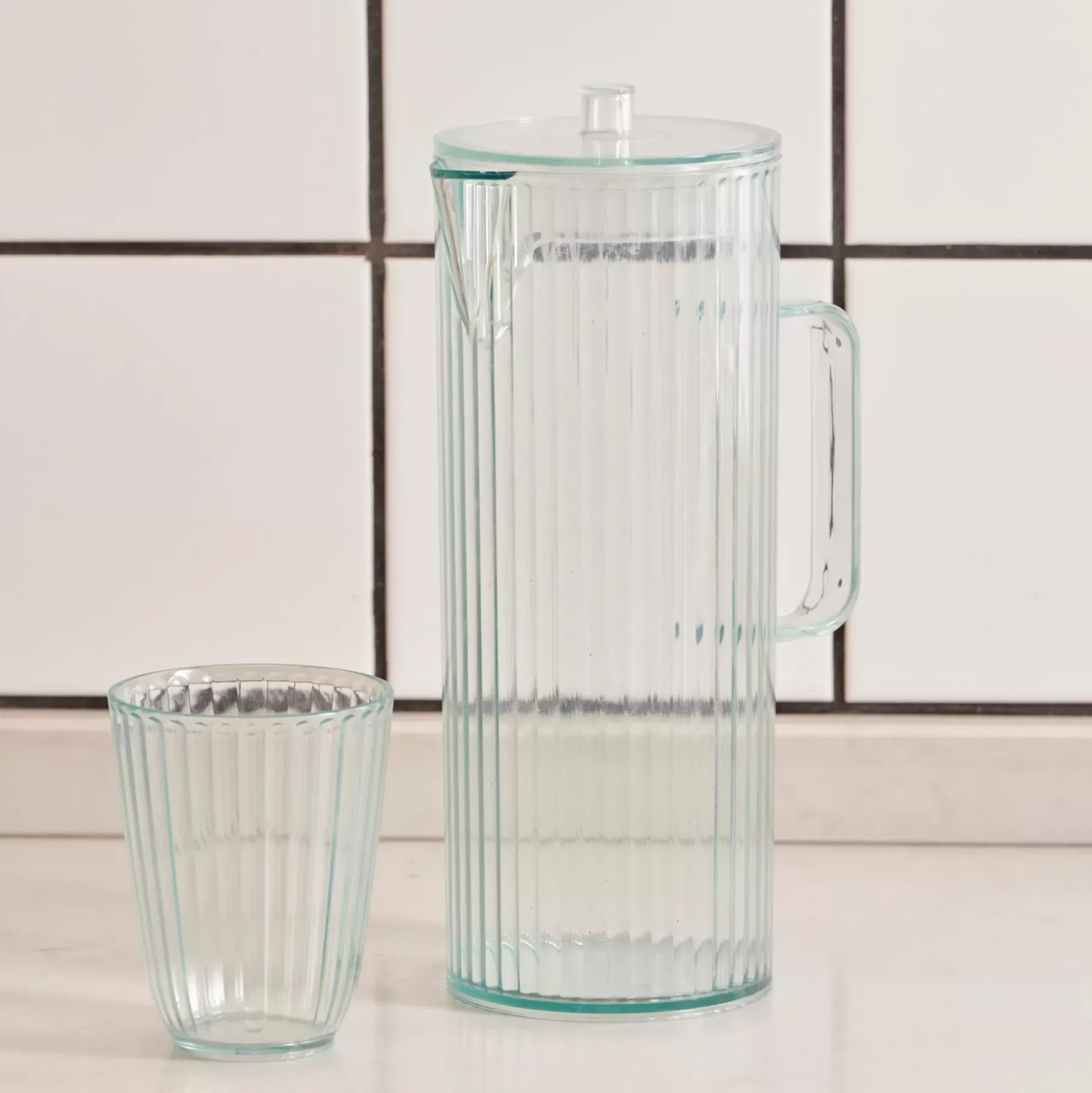 CASA Aura Green Jarra Con Tapa Verde