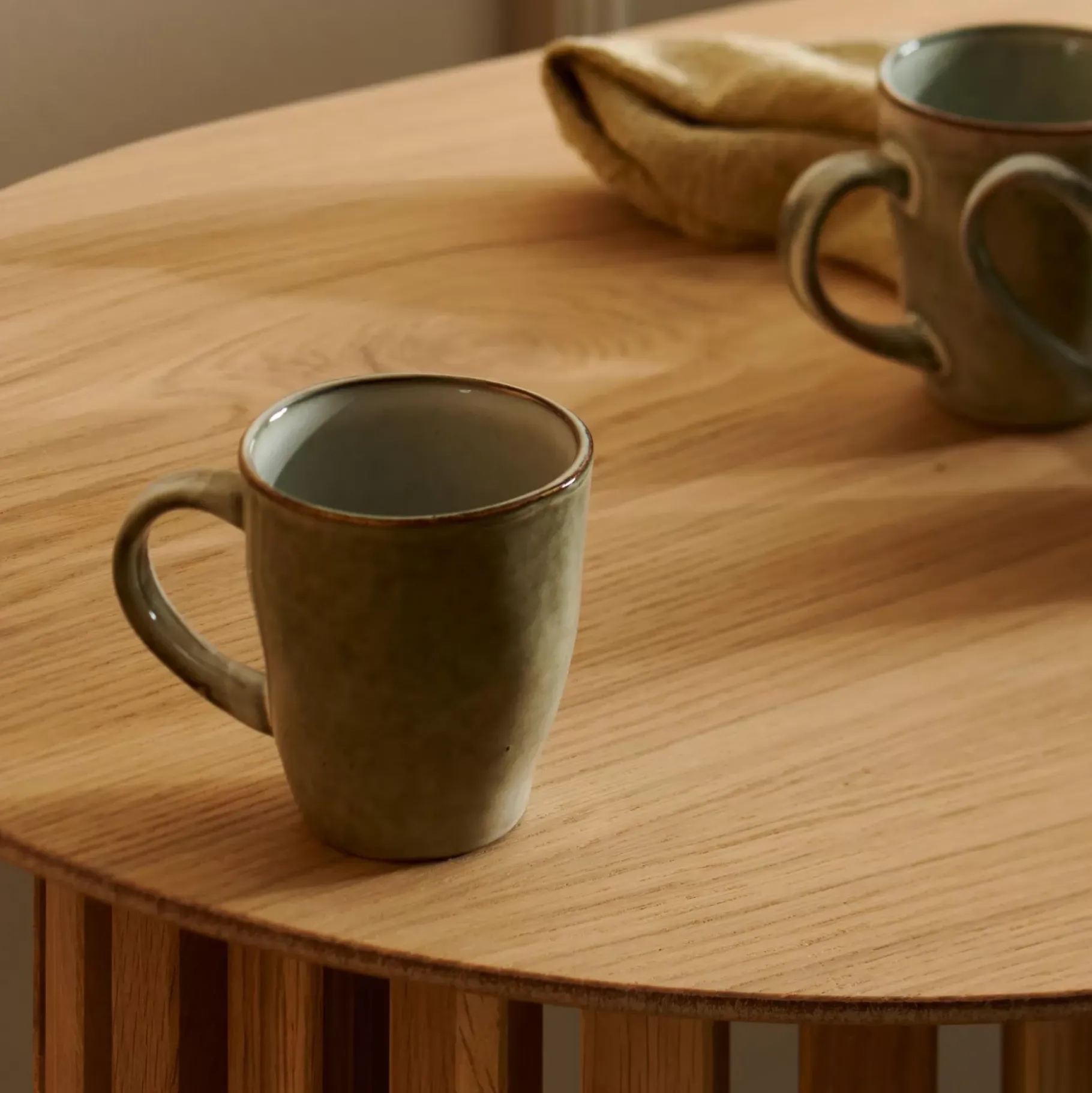 CASA Earth Lagoon Taza Con Asa Verde Claro