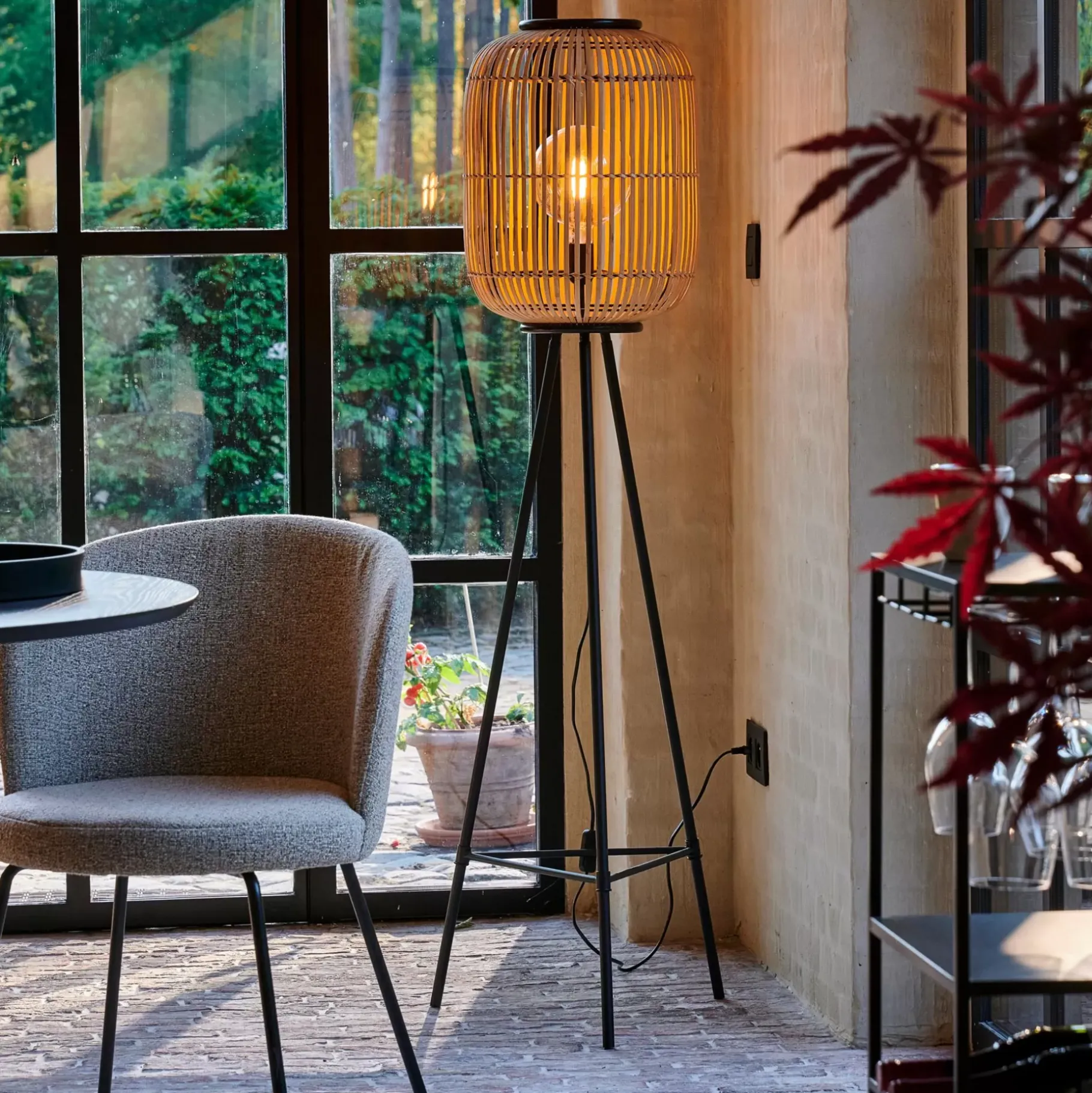 CASA Emilie Lampara De Pie Negro