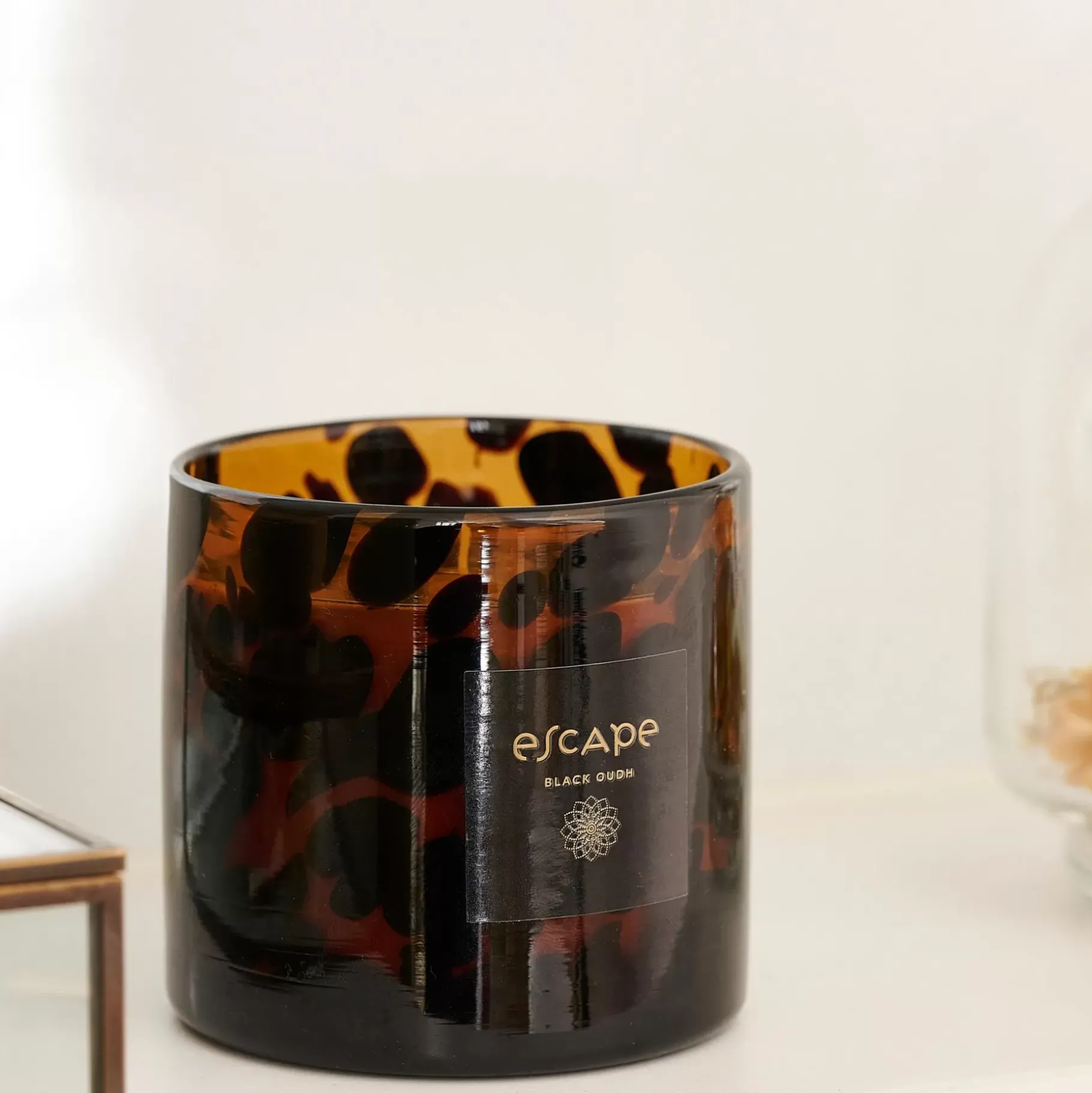 CASA Escape Black Oudh Vela Perfumada En Vaso Negro, Marron, Multicolor