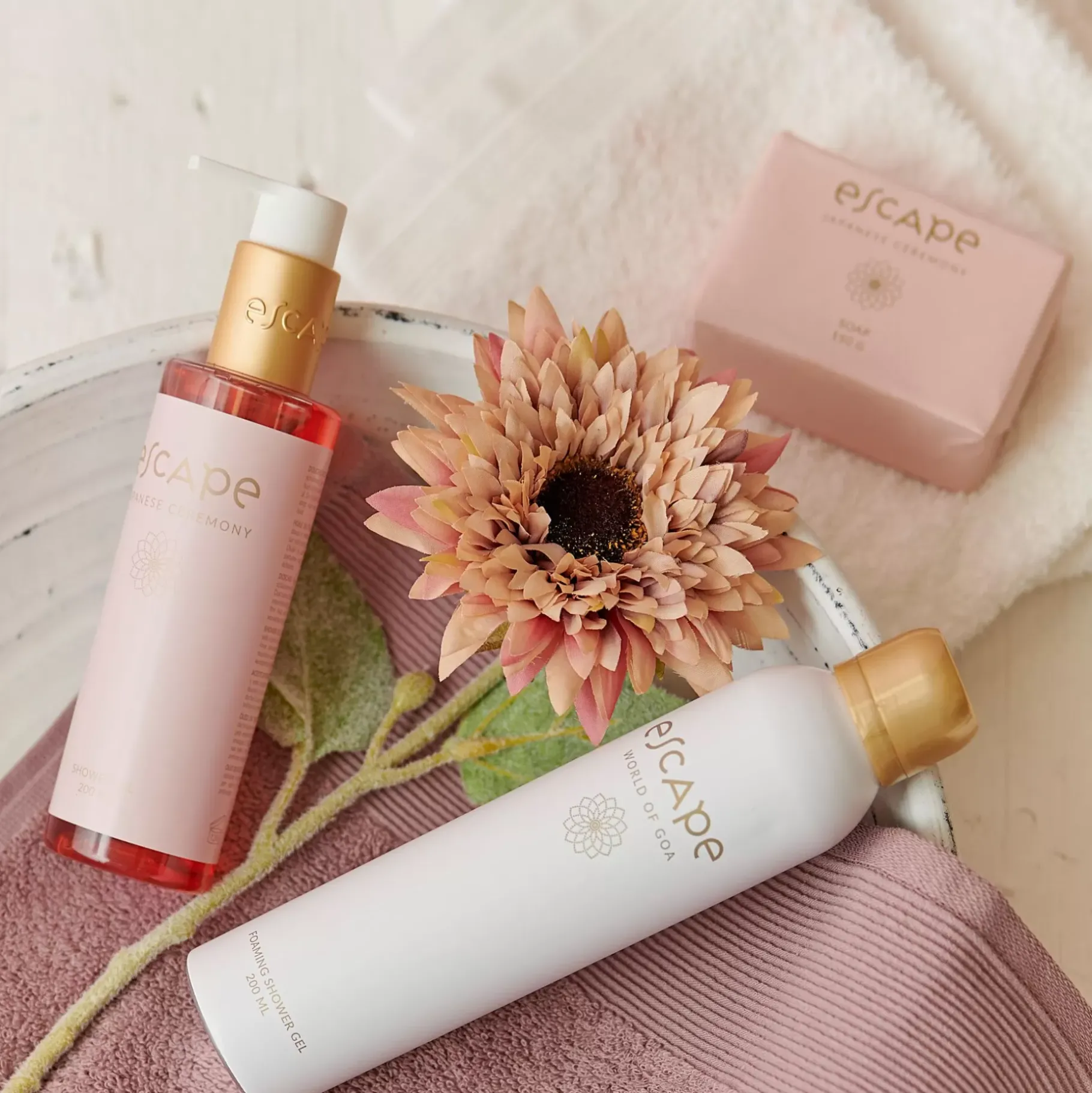 CASA Escape World Of Goa Espuma De Ducha En Botella Blanco