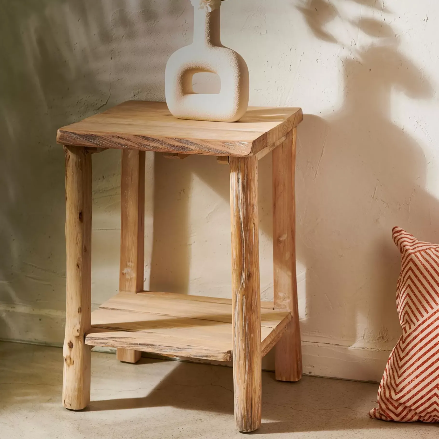 CASA Odilon Mesa Auxiliar Natural