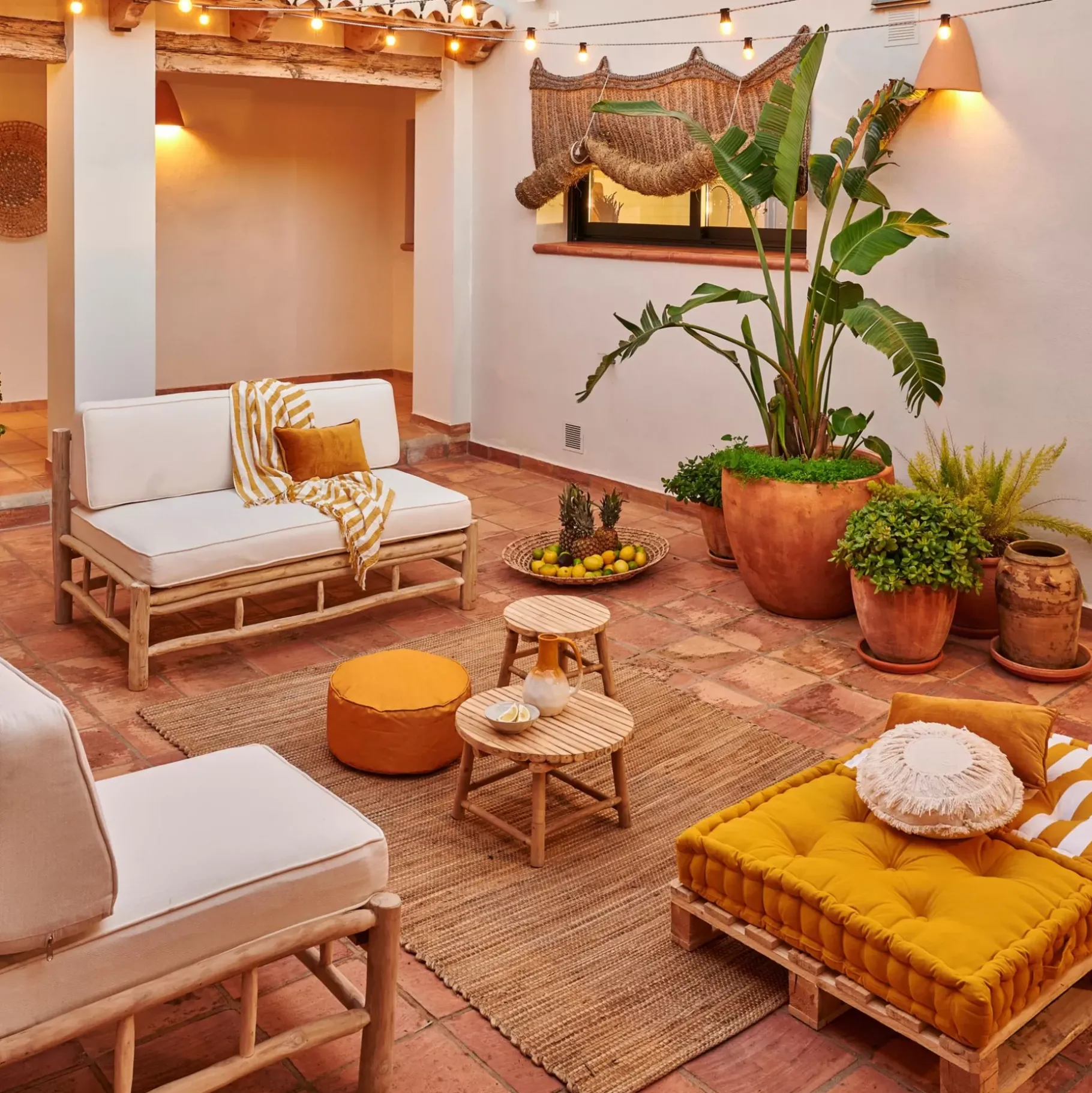 CASA Pantai Silla Lounge Natural